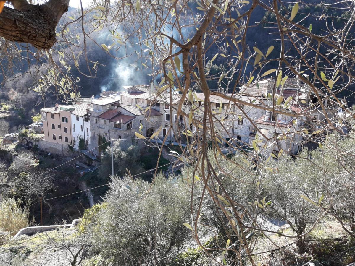 La Garbatella Apartment Erli ภายนอก รูปภาพ